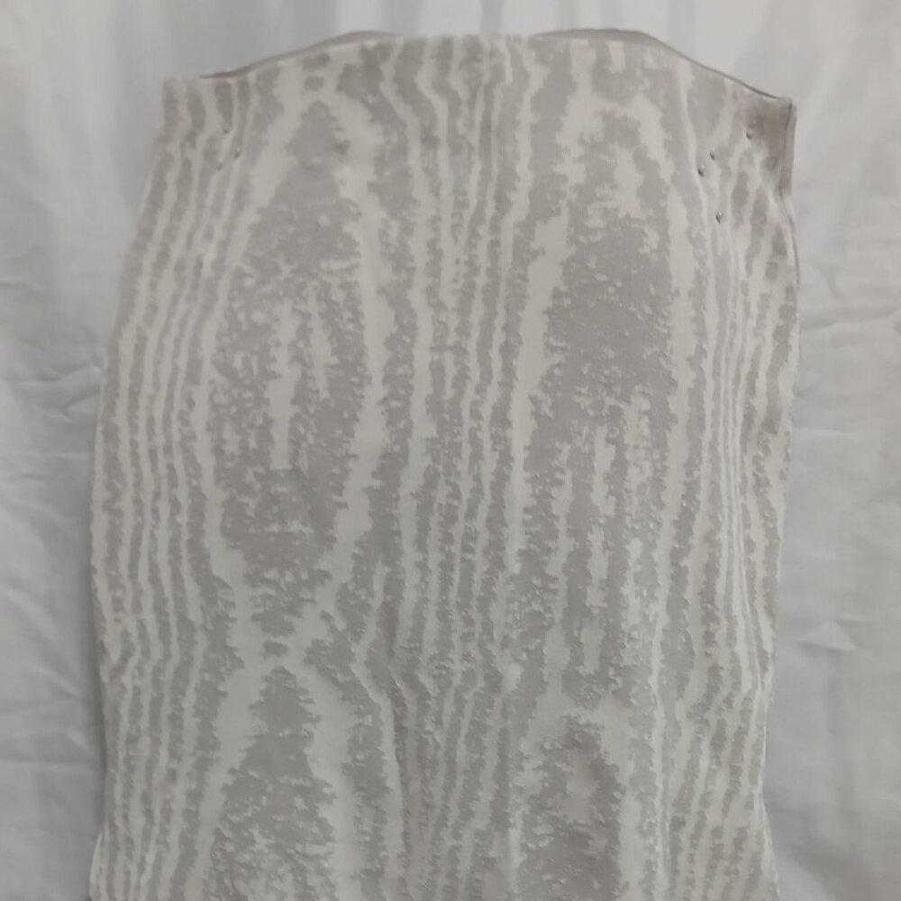Elegant Winter-Ready COS Skirt - Size 14